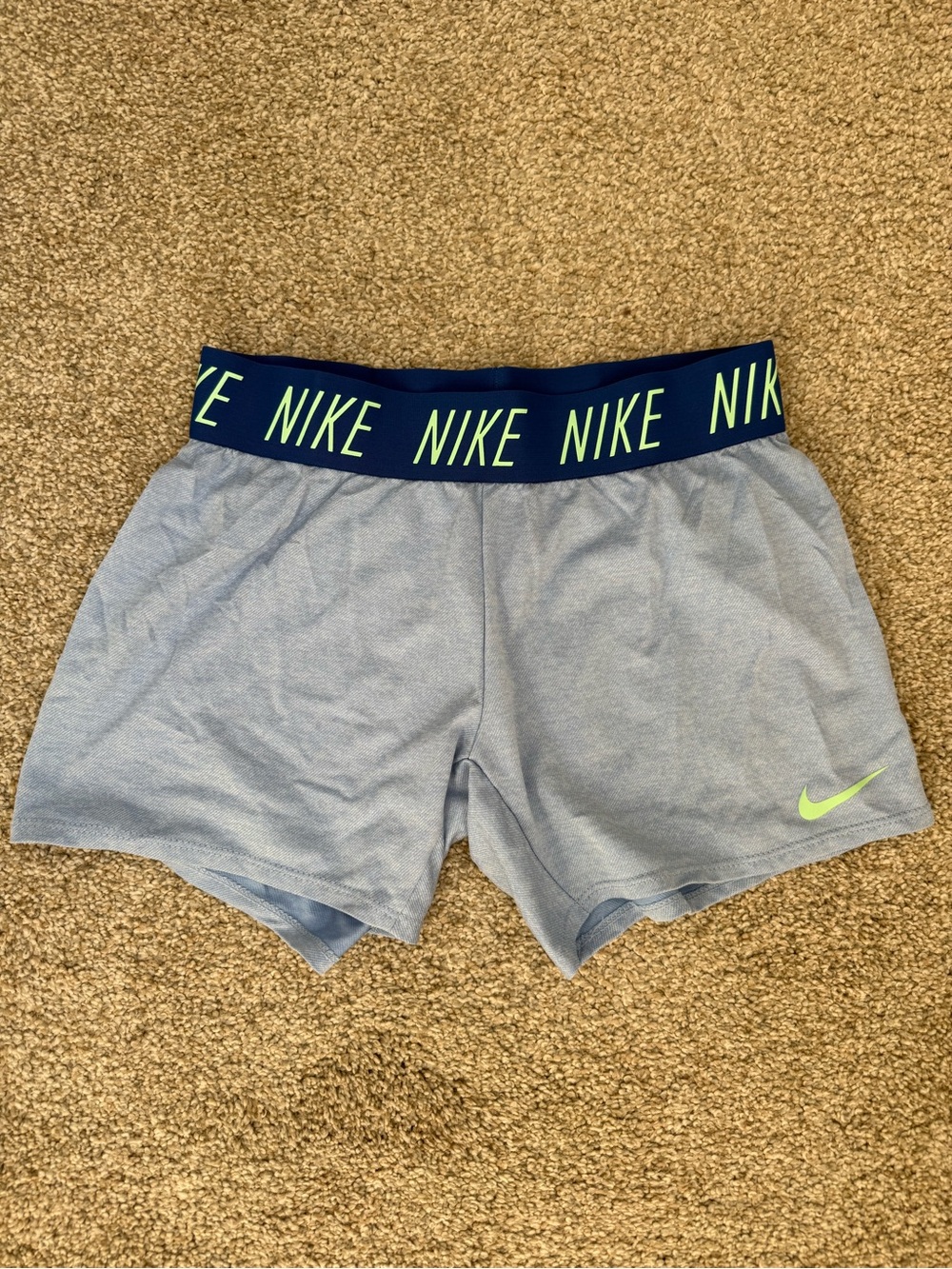 Nike Girls' Trophy Shorts